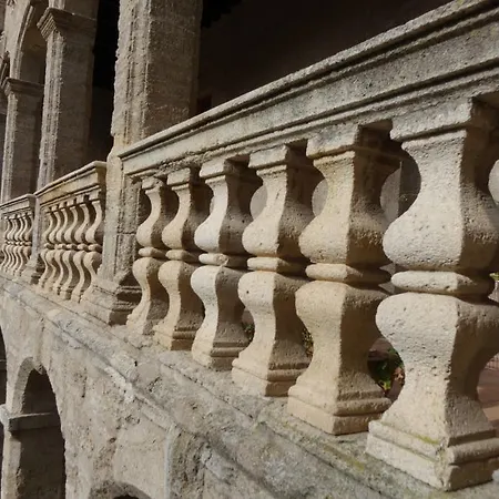 D' Alfonce شقة Pézenas